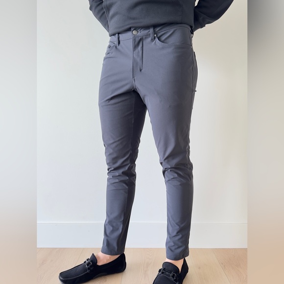 Lululemon ABC pants - like new! - Picture 5 of 10